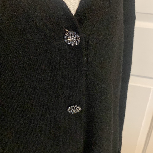 Great holiday sweater or for dressing up! - Picture 2 of 5